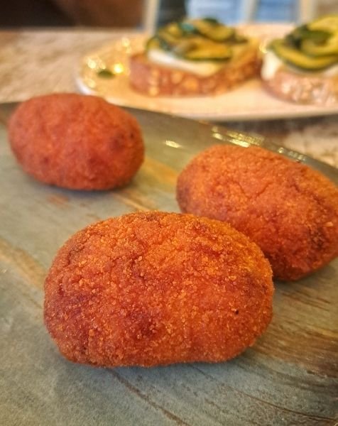 Best vegan tapas tour in Madrid