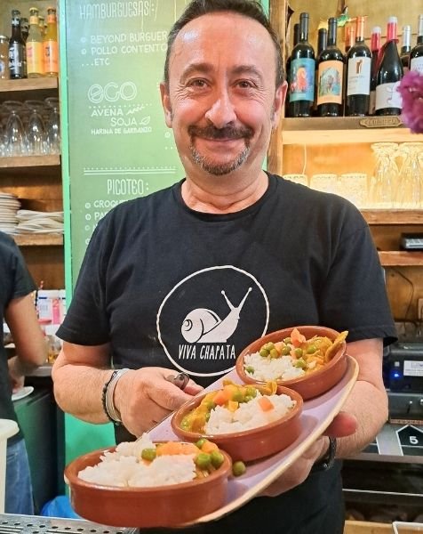 Vegan tapas tour experience in Madrid